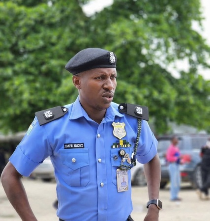 It?s an offence to refuse officers entry, exit from your house ? Police