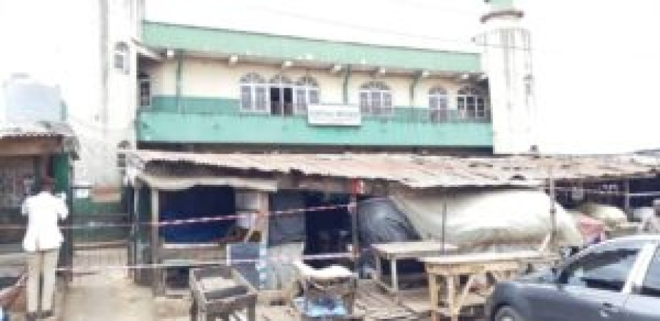 Popular Lagos Mosque sealed off amid leadership dispute