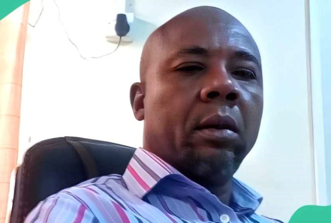Professor shot dead in his residence during visit