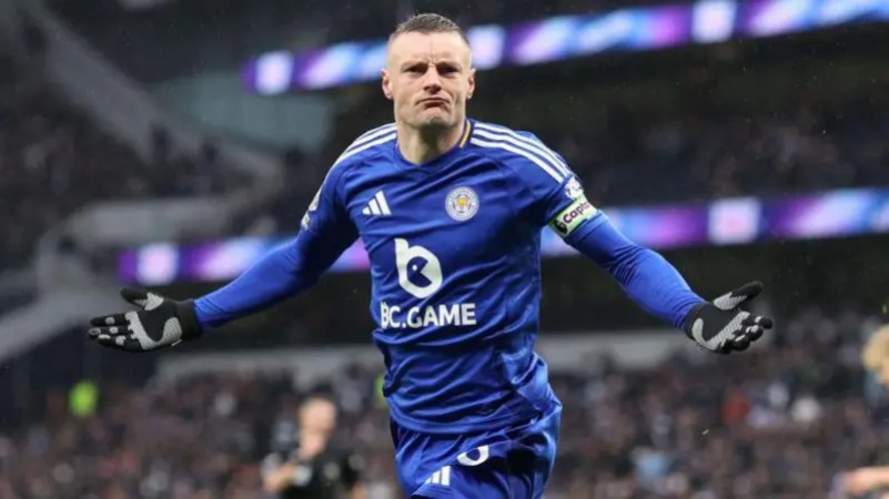 Leicester stun hosts Spurs to heap pressure on Postecoglou