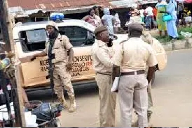 Nigeria deports 828 illegal ?aliens?