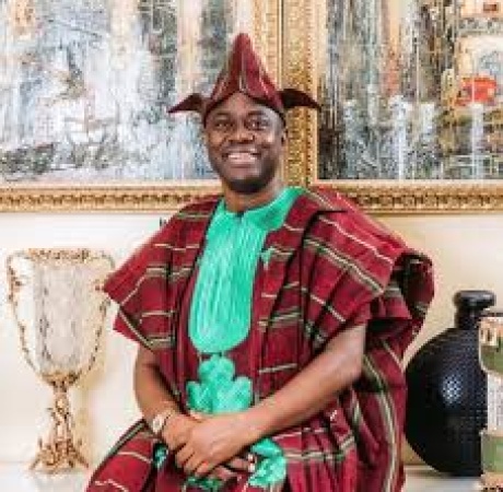 Makinde directs Oyo workers to wear ?aso oke? every Thursday
