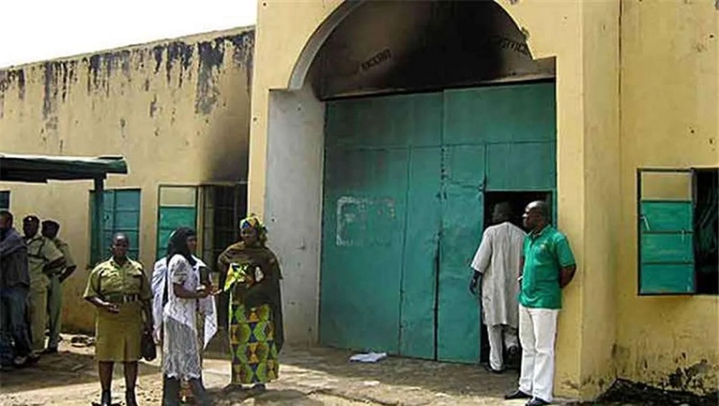 Dispatch rider remanded in prison custody for using boss? delivery bike as loan collateral