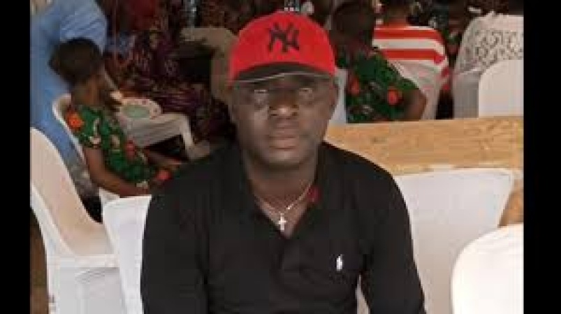 Policemen flee after dumping colleague?s corpse