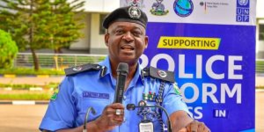 SARS remains dissolved ? Police