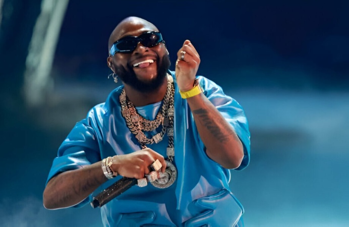 Fans hail Davido?s support to 500 orphanages across Nigeria