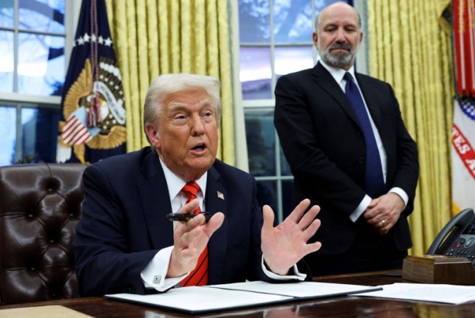 Trump gives Hamas ultimatum to free all hostages or ?let hell break out?