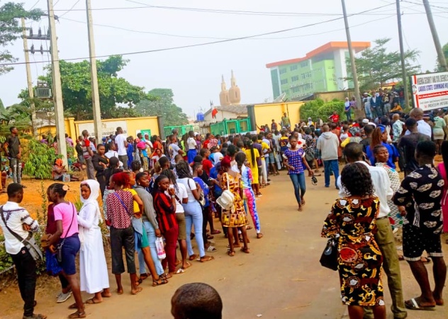 UTME: Parents, candidates express frustration at registration centres