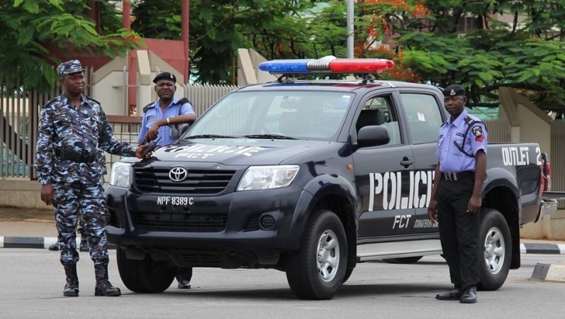 Police arrest 7 suspected kidnappers, rescue victim