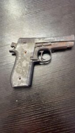 Police apprehend suspect with fabricated beretta pistol in Anambra