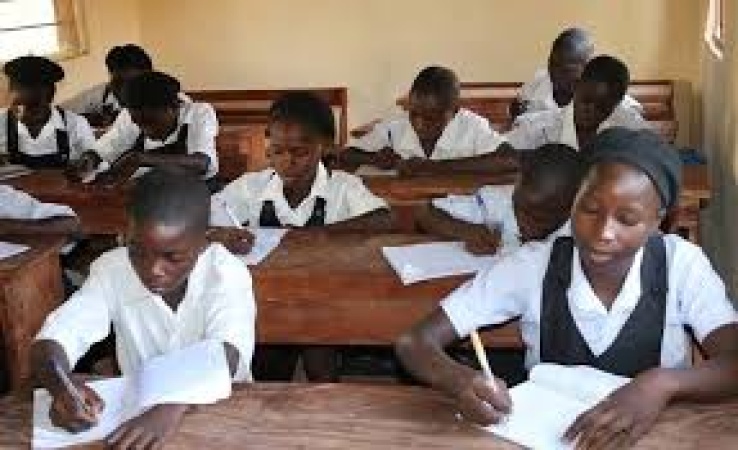 Entry Age: Data shows over 45,000 students under 15 in SS3