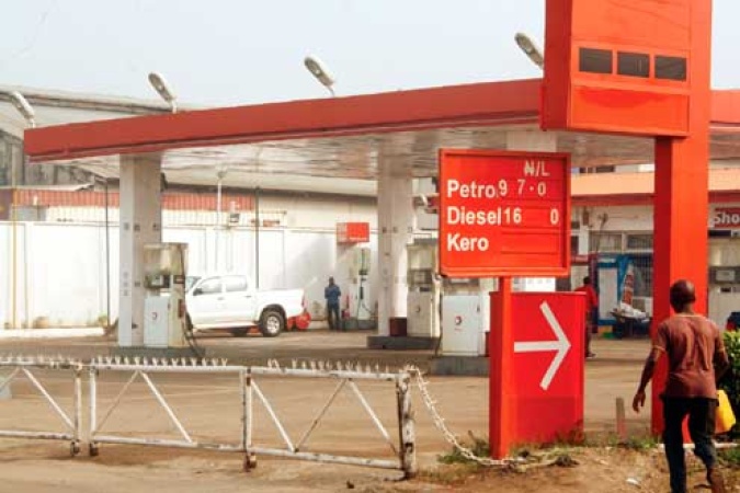 Filling stations shut, loading halted as Lagos impounds tankers