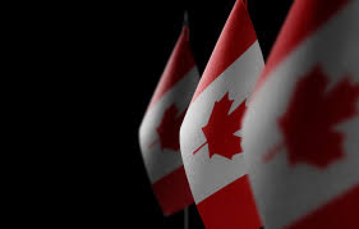 Exodus: Canadians leave in record numbers in search of cheaper cost of living, improved quality of life
