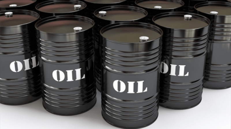 Oil price decline to $73.5 per barrel threatens budget 2025 revenue target
