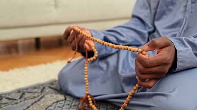 Ramadan: Man slumps while praying in Abuja mosque