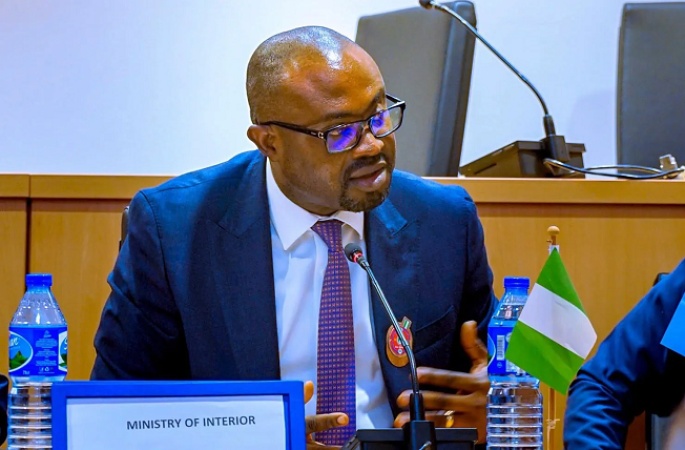 Don?t issue e-Visas to terrorists, wanted foreigners, Federal Gov?t warns NIS officers