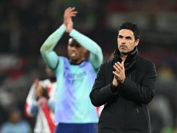 BIG BLOW: Second-placed Arsenal held by Man United at Old Trafford