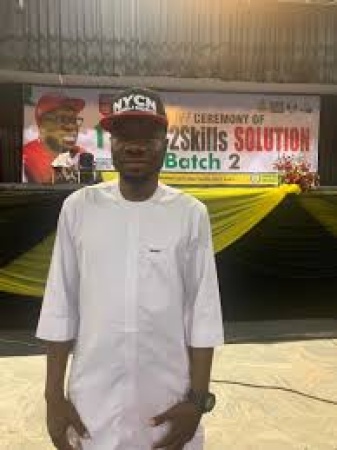 Youth leader sensitises Obosi APGA women on voters? registration exercise, promises to empower them