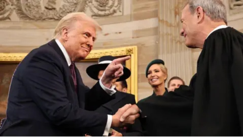 Top US Supreme Court justice rebukes Trump's call to impeach judge