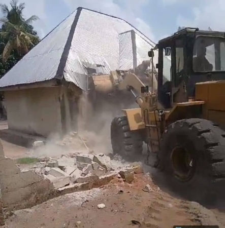 Abia demolishes kidnappers? hideout, issues landlords warning