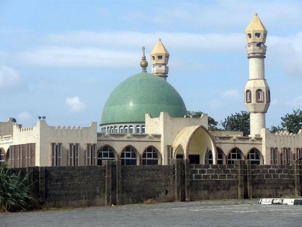 Lagos Central Mosque crisis: Baba Adinni of Lagos arrested, arraigned