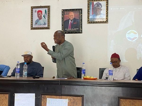 N11bn Constituency Projects Fraud Allegations: Anambra group tasks Victor Umeh, other NASS reps, threatens recall