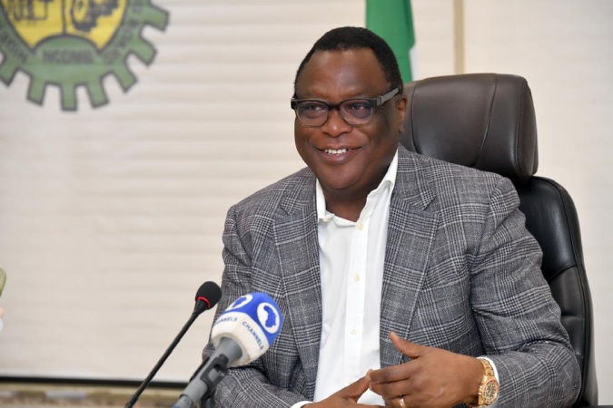 549 expatriates get Nigerian work permits
