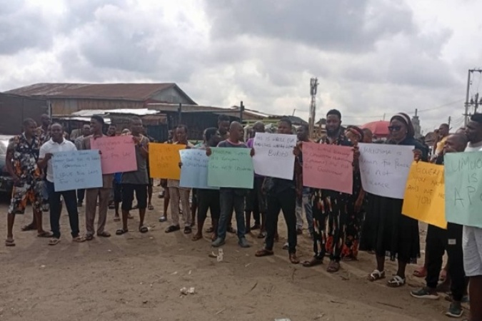 Security forces, protesters clash over ancestral land acquisition in Imo community