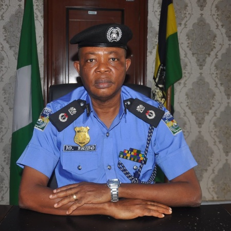 Man hacks mother, sister to death on Ekiti farm