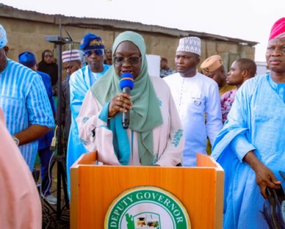 Eid-el-Fitr: Some faithful stranded as Egba Muslim leaders mark Sallah Monday