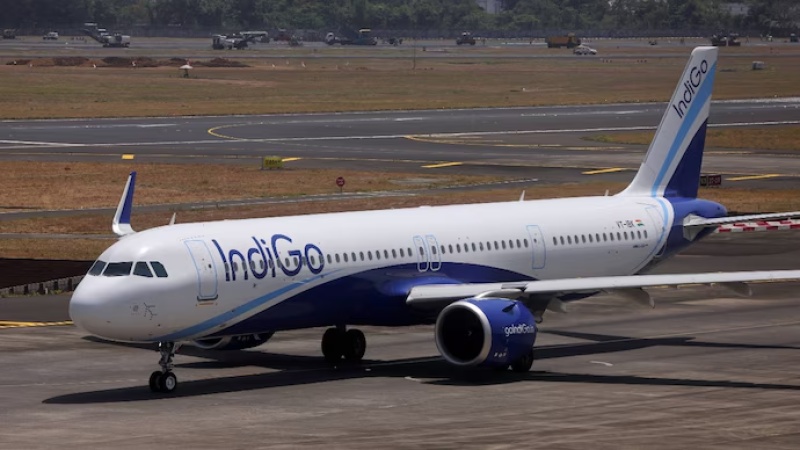 Plane makes emergency landing after passenger dies onboard