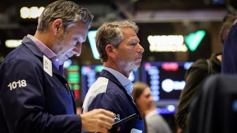 Global shares slide as Trump tariffs loom