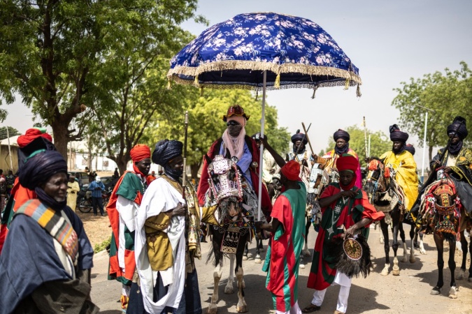 Trumpets, guns, horses: northern Nigeria?s Durbar ends Ramadan in style