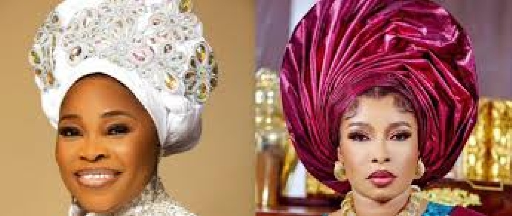 Untold story behind Tope Alabi?s sudden exit from Lizzy Anjorin?s birthday party