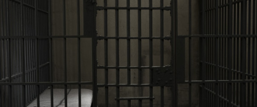 Court remands jealous lover for attacking boyfriend?s genitals, inflicting injuries