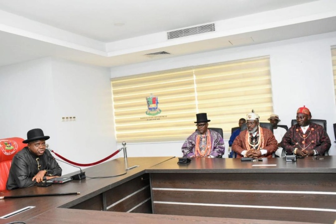 Diri meets Ogbia leaders, urges calm over proposed LGAs