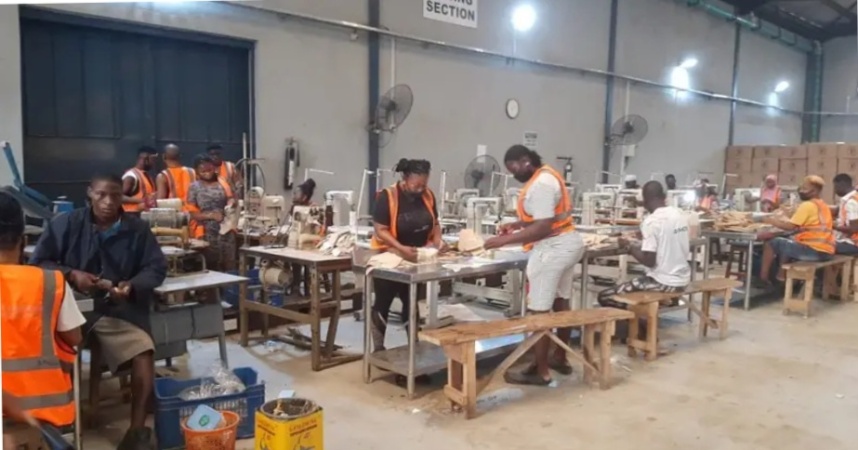 FG, NGO to train 1,000 unemployed youths on shoe making