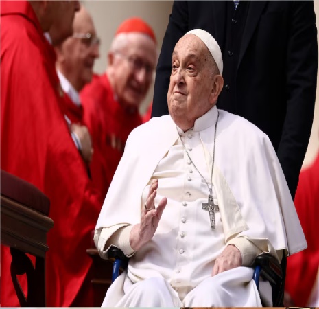 Pope to be buried with no adornments, no titles ? Vatican