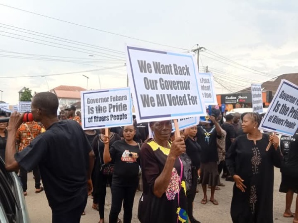 BREAKING: Rivers: Pro-Fubara supporters protest, demand gov?s reinstatement