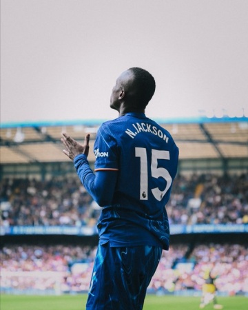 Jackson ends drought as Chelsea boost top five push with victory over Everton