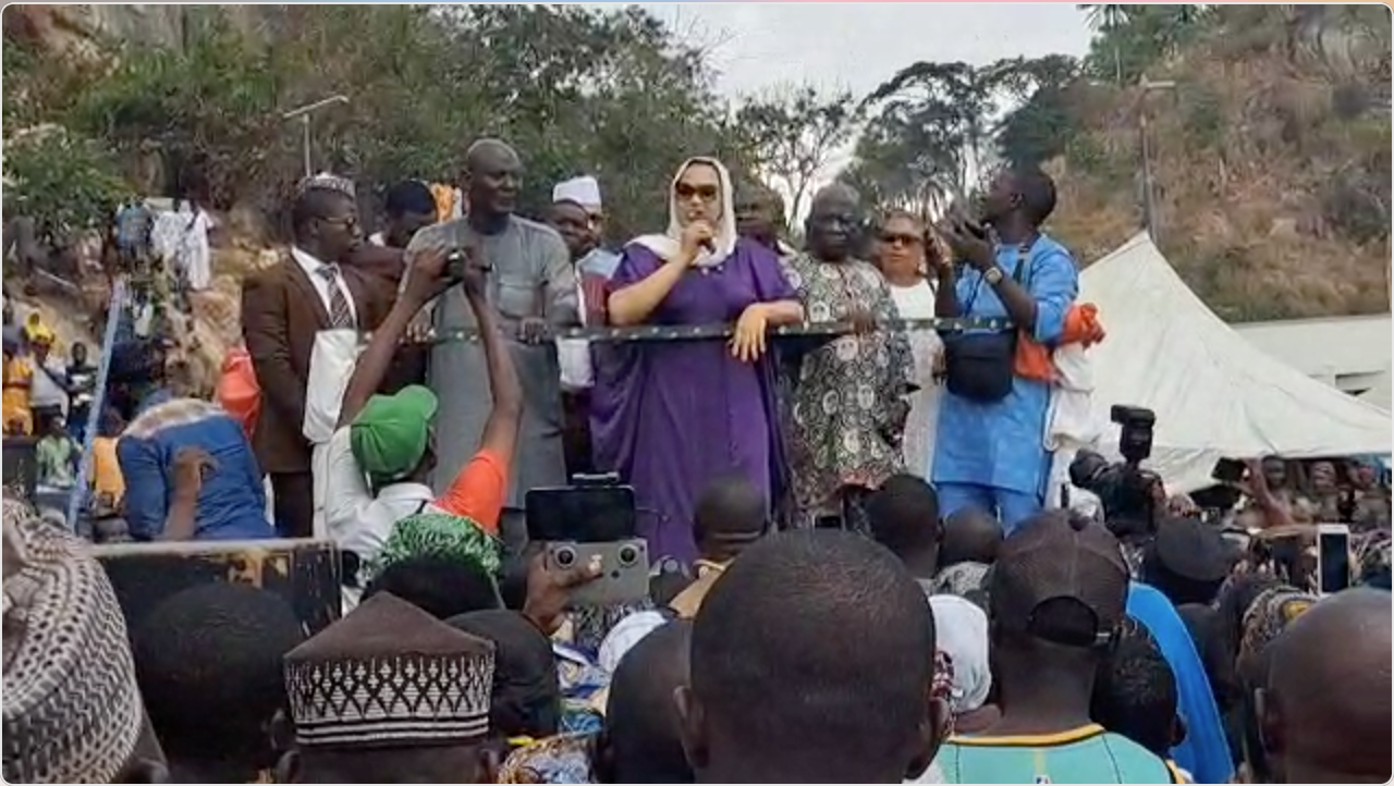 Commotion as Senator Natasha storms Kogi with helicopter for Homecoming Rally despite ban