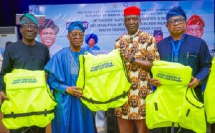 No life-jackets, no water movements ? Oyetola warns boat operators, passengers