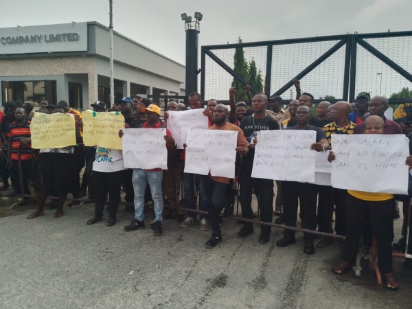 Workers protesting poor salary disrupt activities at Warri Refinery