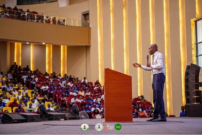 From Coal to Code: Leo Stan Ekeh rallies young innovators at Enugu Tech Festival