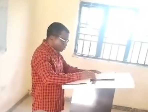  Knocks, kudos trail viral video of professor lecturing empty class after students failed to show up