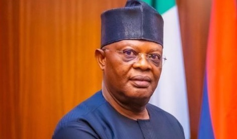 Ibas, senators seek prosecution of oil thieves, digital surveillance