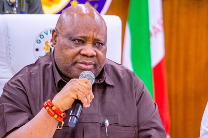 Adeleke relaxes curfew in three Osun warring communities