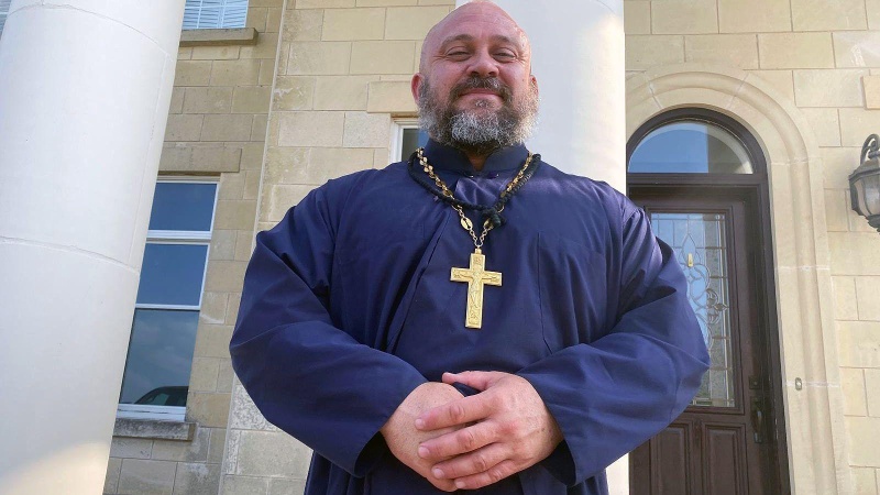 Young US men are joining Russian churches promising ?absurd levels of manliness?