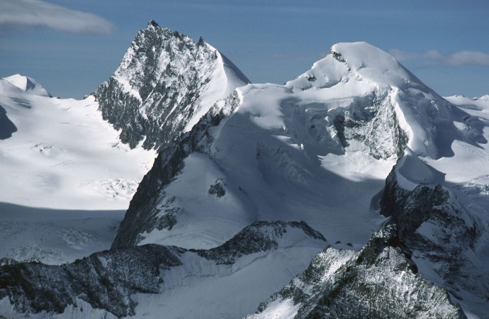 Bodies of five skiers found near Swiss resort