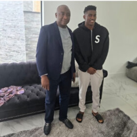 Gusau visits injured Awoniyi in UK